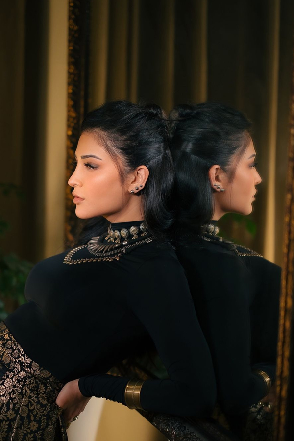 Shruti-Haasan-7.jpg 8