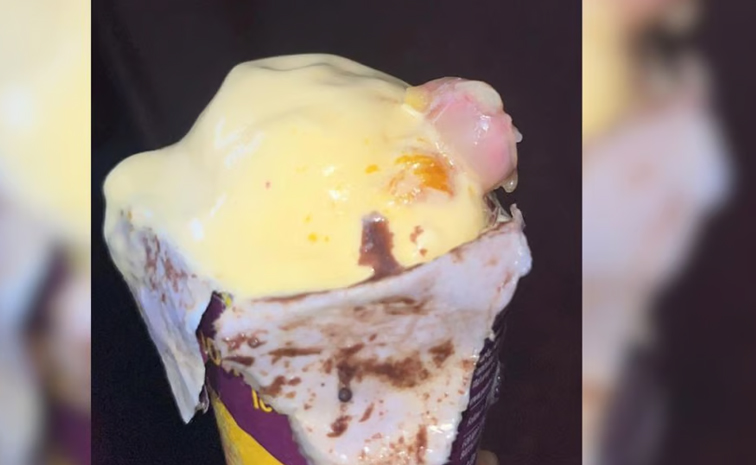 Human_20Finger-Inside_20Cone_20Ice-Cream.jpg
