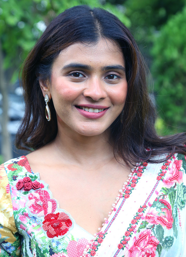 Actress_20Hebah_20Patel_20viral_20pics-_20_282_29.jpg 2