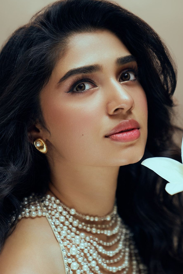 Krithi-Shetty-3.jpg 4