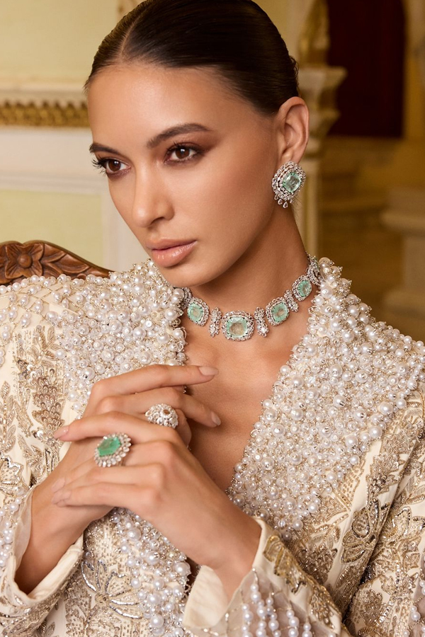 Manish-Malhotra-Jewellery-19.jpg 20