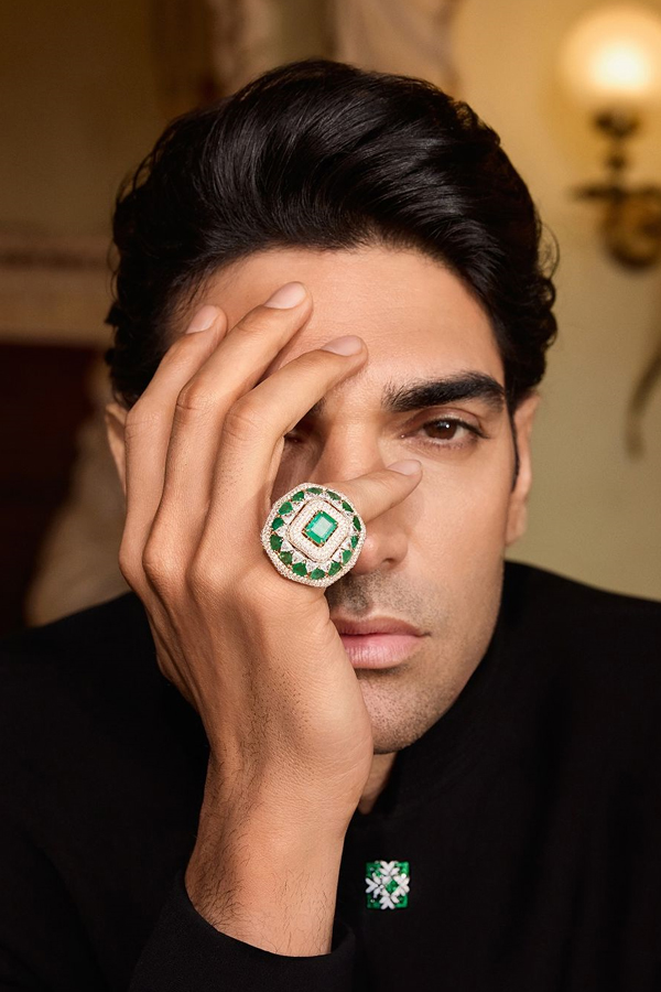 Manish-Malhotra-Jewellery-34.jpg 35