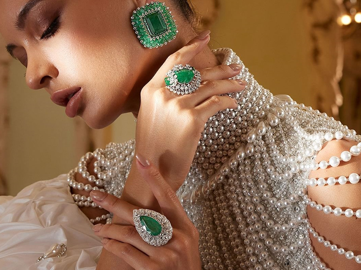 Manish-Malhotra-Jewellery-36.jpg 37