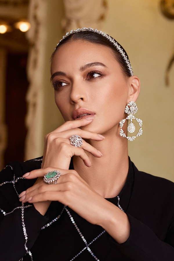 Manish-Malhotra-Jewellery-8.jpg 9