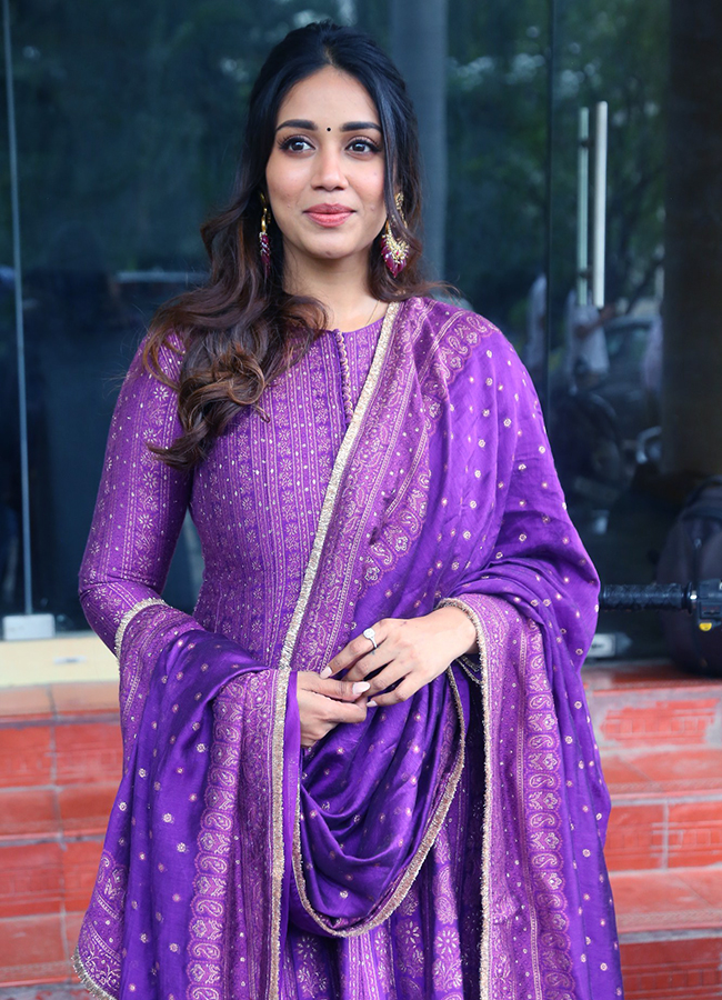 actress_20nivetha_20pethuraj_20latest_20images-_20_2821_29.jpg 21