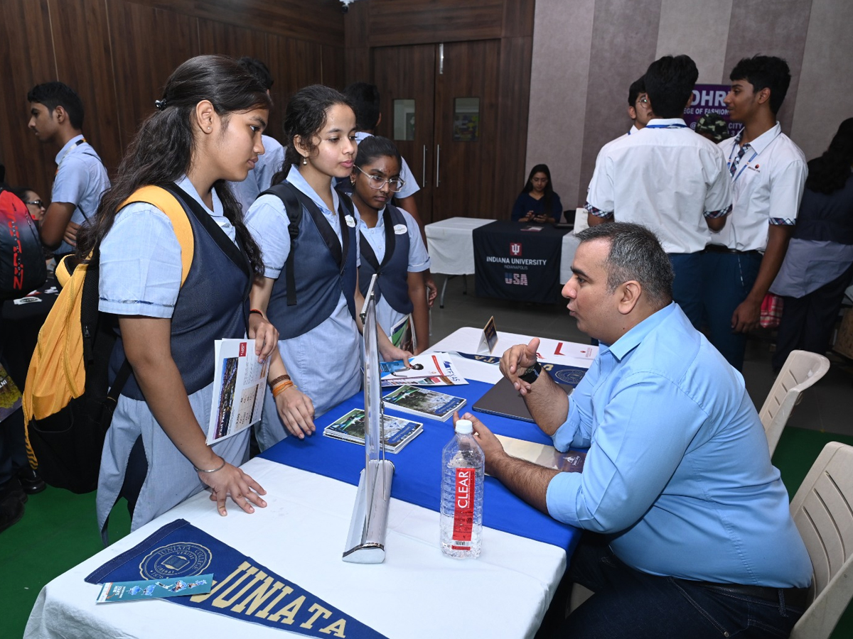 Madapur-Career-Fair-13.jpg 13