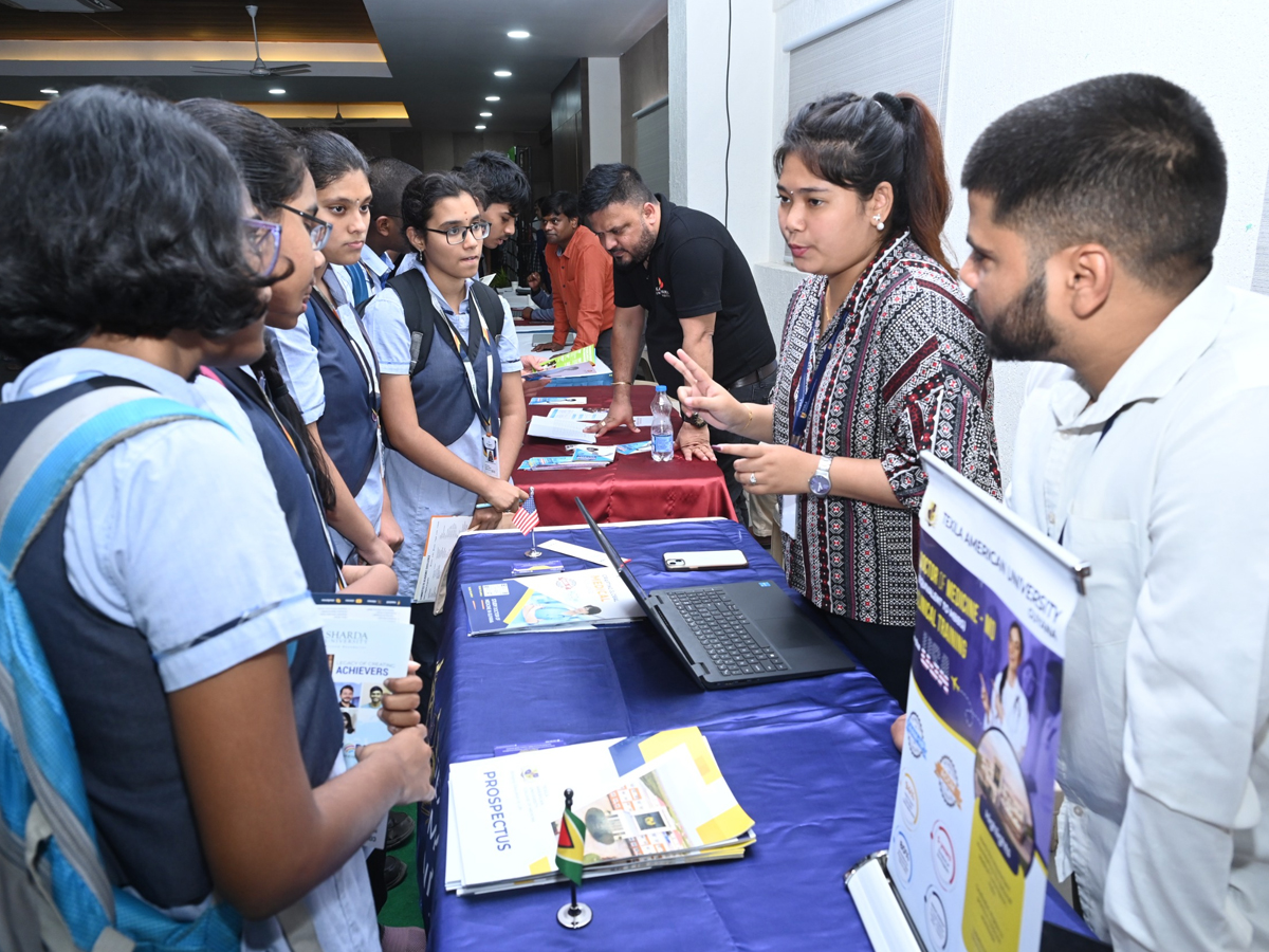 Madapur-Career-Fair-9.jpg 9