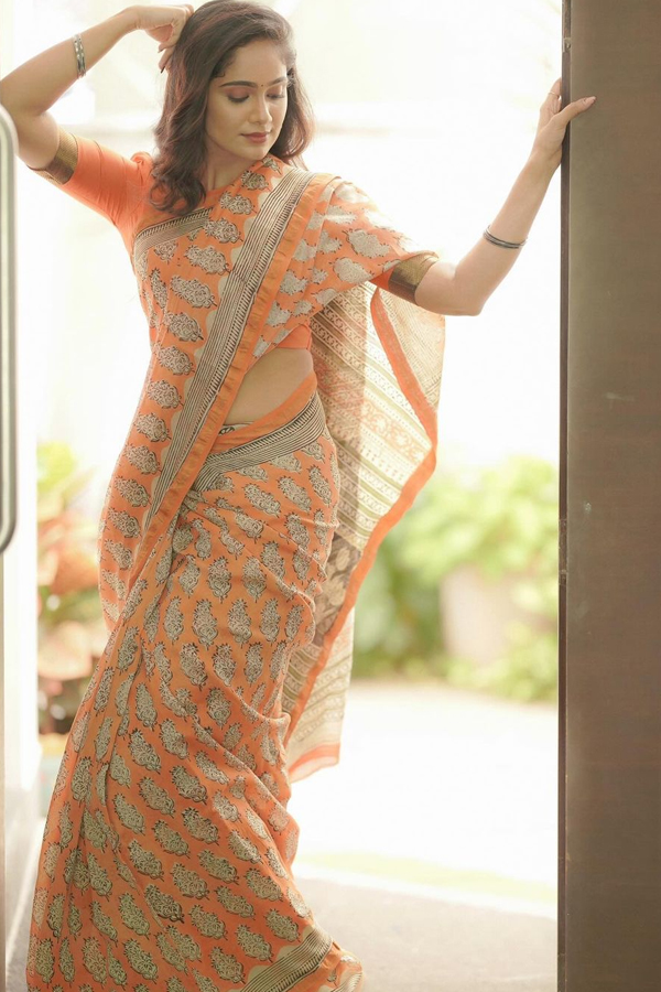 Tejaswini-Gowda-3_0.jpg 4