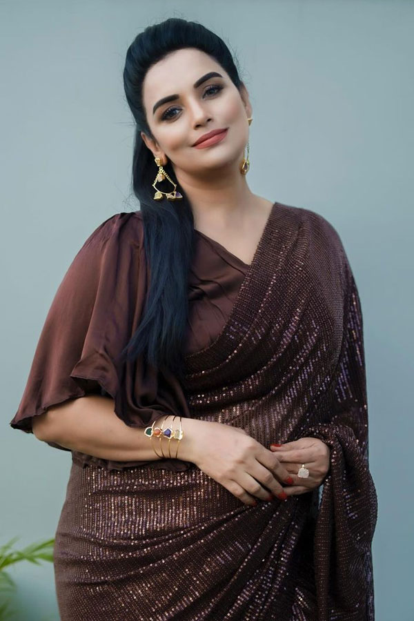 swetha7.jpg 9
