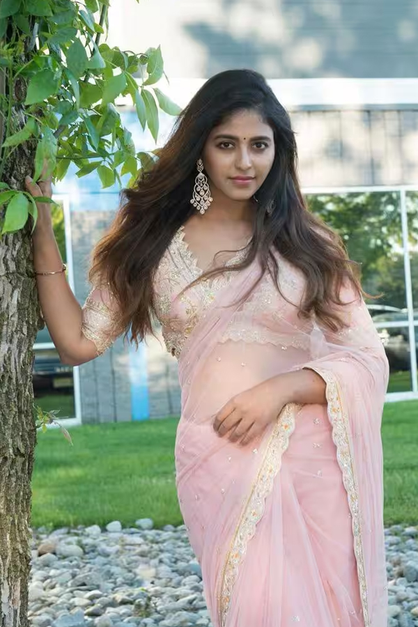 Anjali-13.jpg 15