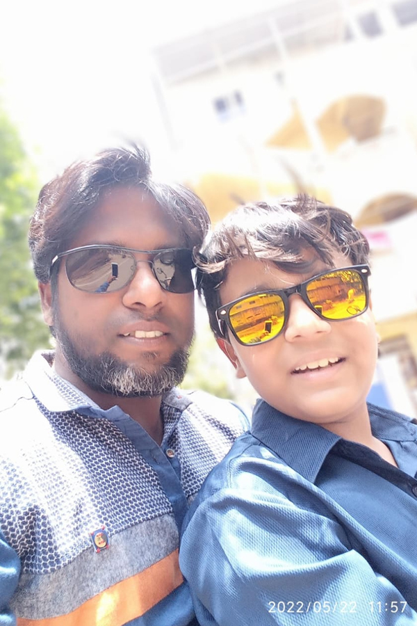 Fathers-Day-Selfiee-4.jpg 7