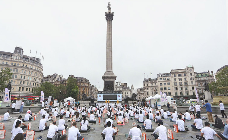 london-yoga.jpg