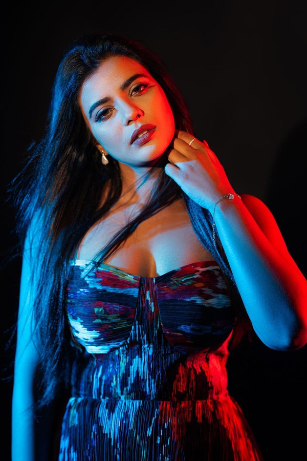 Aishwarya-Rajesh-10.jpg 11
