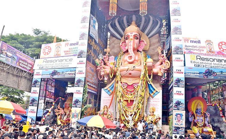 KhairatabadGanesh.jpg