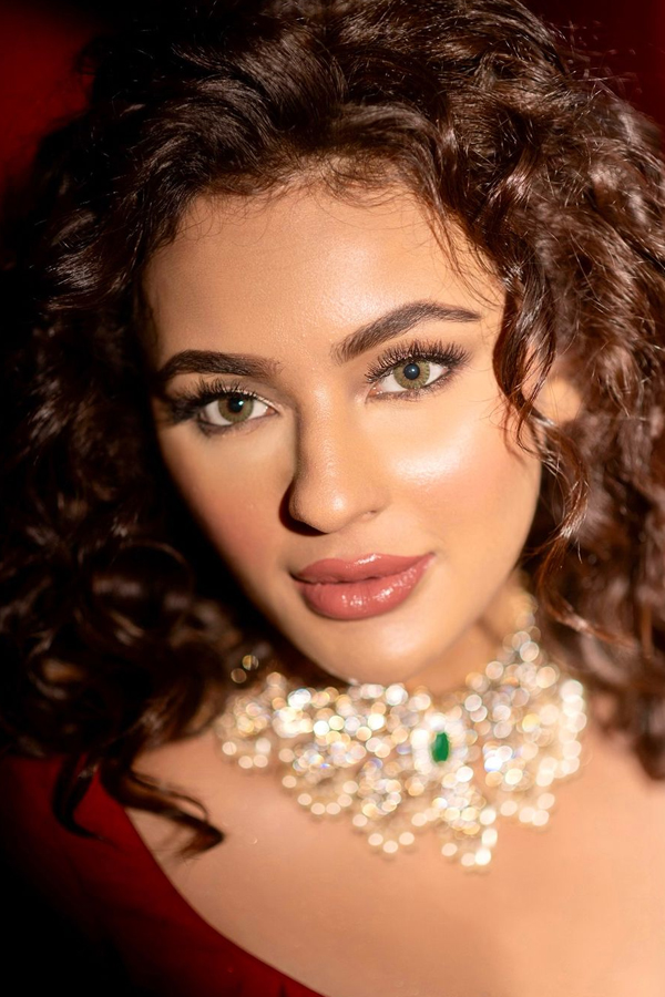 Seerat-Kapoor-10.jpg 11