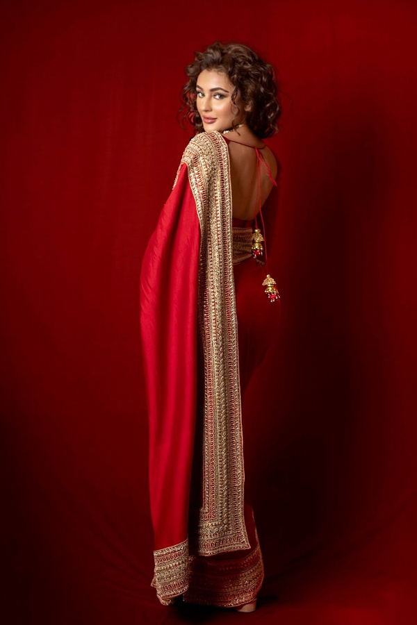 Seerat-Kapoor-3.jpg 4