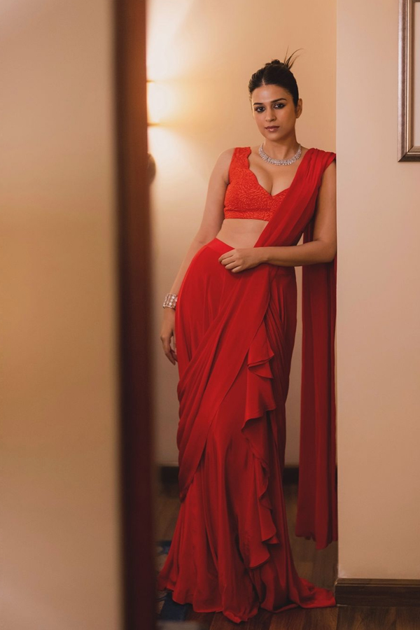 Shraddha-Das-12.jpg 13