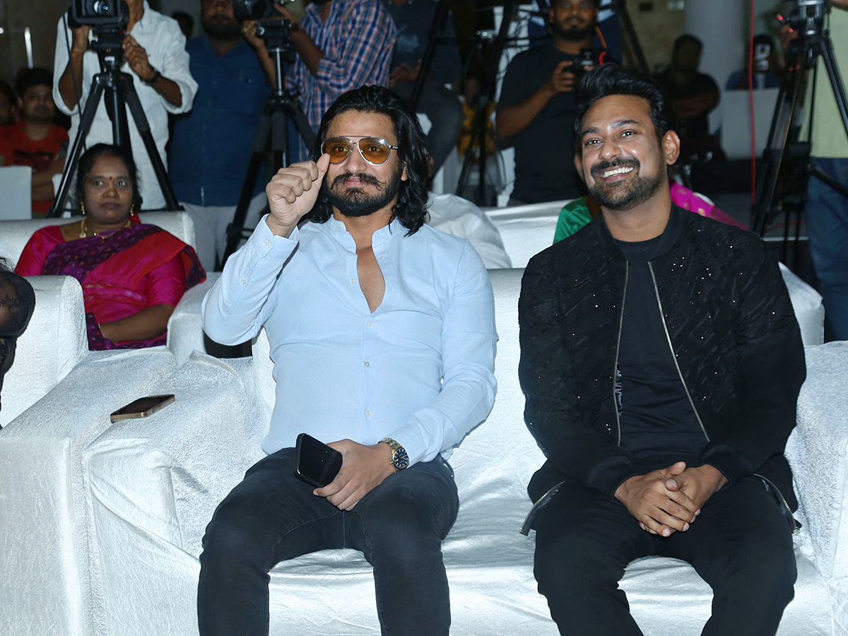 Varun_20Sandesh_20Ninda_20Movie_20Pre_20Release_20Event_20Photos-_20_2817_29.jpg 17