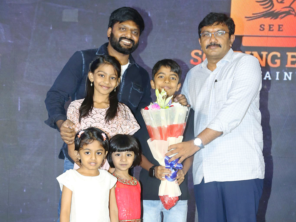 Varun_20Sandesh_20Ninda_20Movie_20Pre_20Release_20Event_20Photos-_20_2818_29.jpg 18