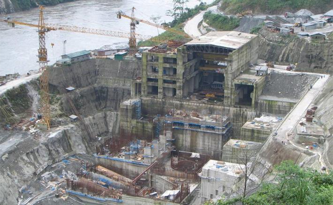 adani01.jpg