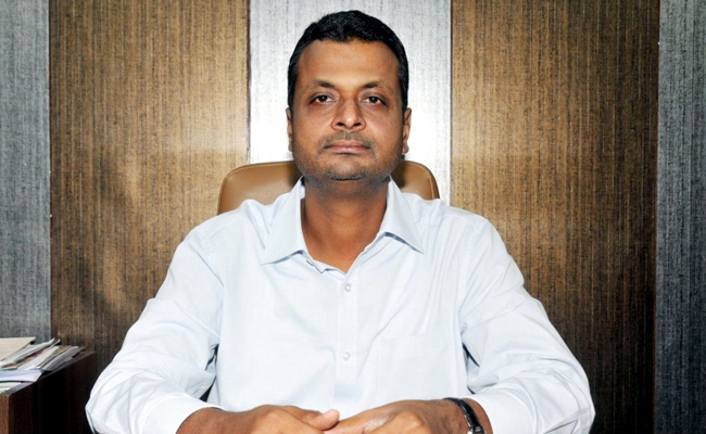 ananta-mayor.jpg