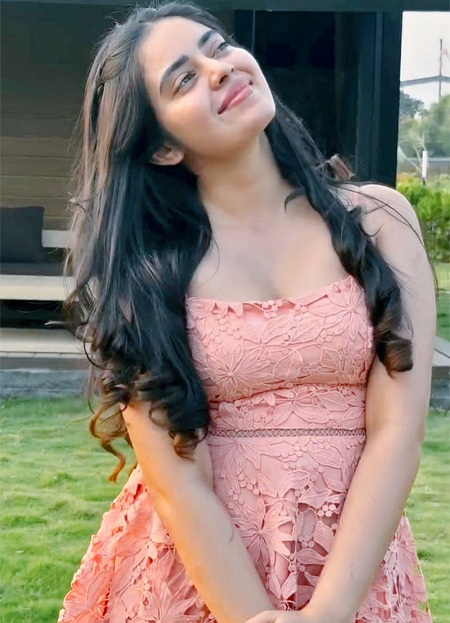 Actress_20Kushitha_20Kallapu_20Hot_20Photos-_20_2814_29.jpg 14