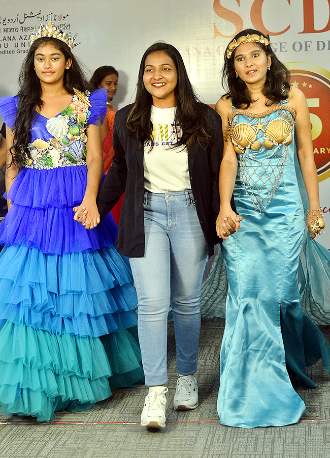 Fashion_20show_20in_20Vijayawada_20Photos-_20_2821_29.jpg 21