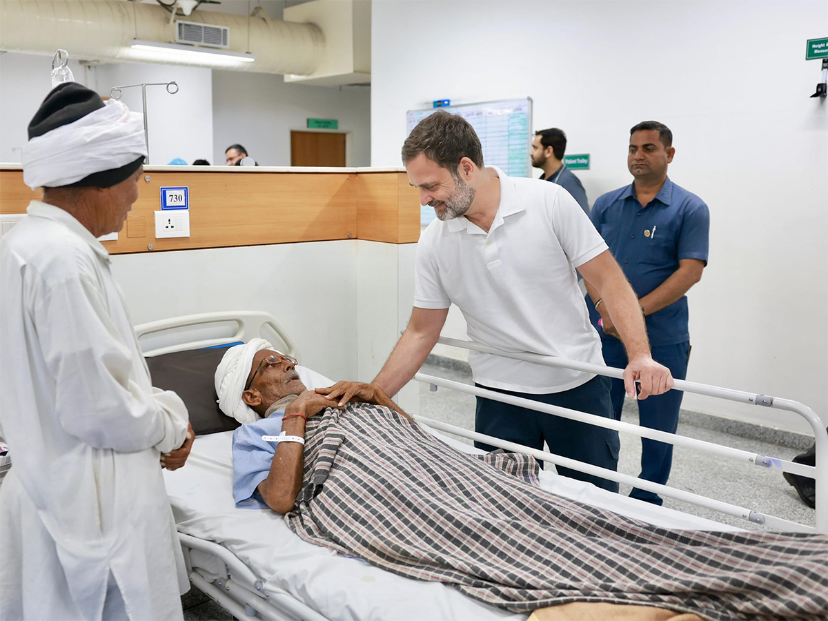 Happy_20Birthday_20RahulGandhi_20RaGa_20Transformation_20In_20Indian_20Politics_20Photos__20_2833_29.jpg 32