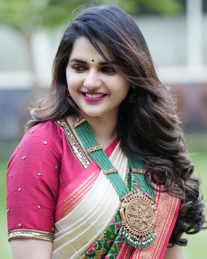 PavithraGowda_09.jpg 9