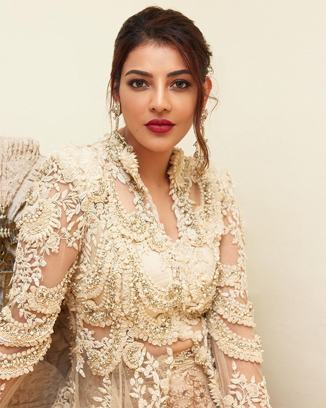 kajalagarwal_birthddaybash_20_287_29.jpg 7