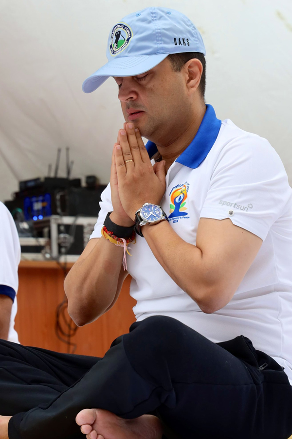 8.Jyotiraditya-Scindia.jpg 12
