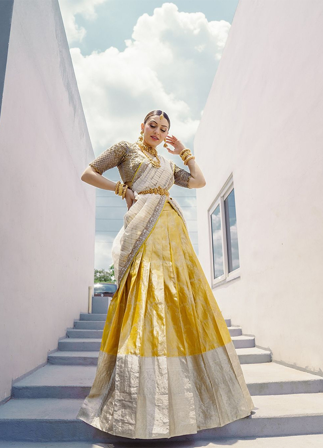 Actress_20Hansika_20Latest_20Photos-_20_2812_29.jpg 12