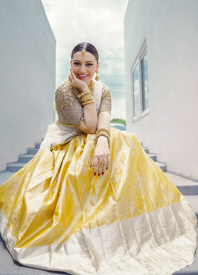 Actress_20Hansika_20Latest_20Photos-_20_2817_29.jpg 17