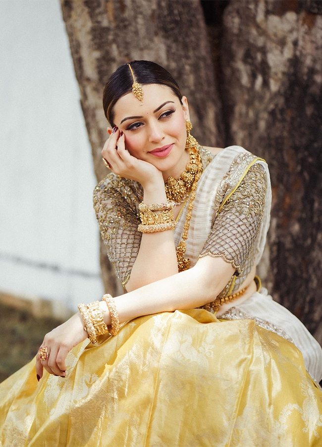 Actress_20Hansika_20Latest_20Photos-_20_284_29.jpg 4
