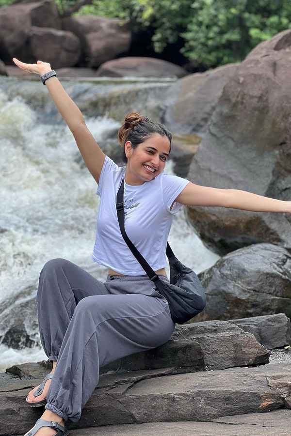 Ashika-Ranganath-5.jpg 6
