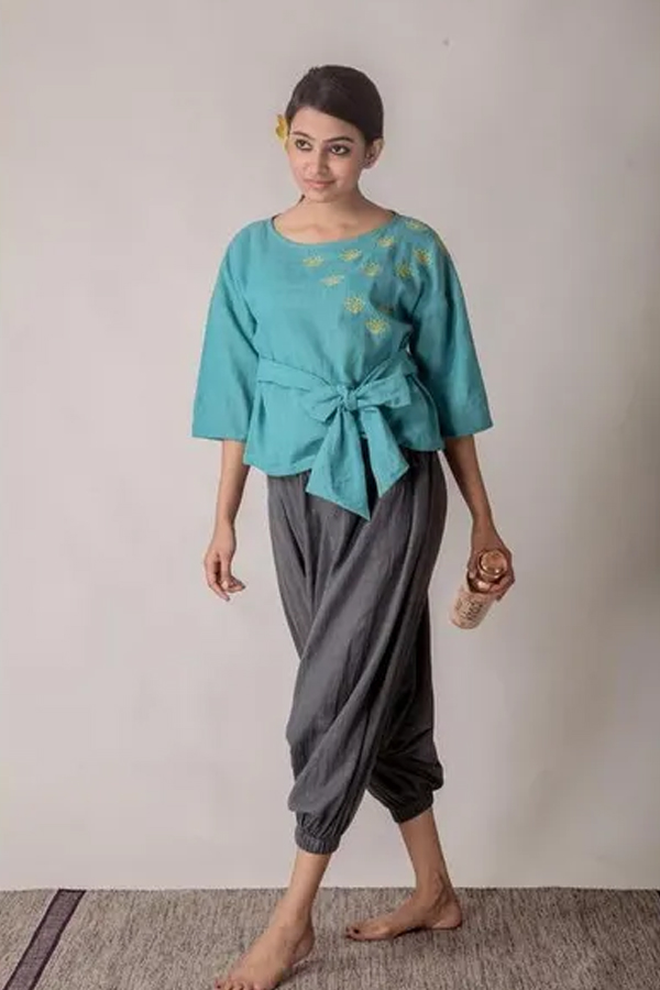Yoga-Costume-10.jpg 11