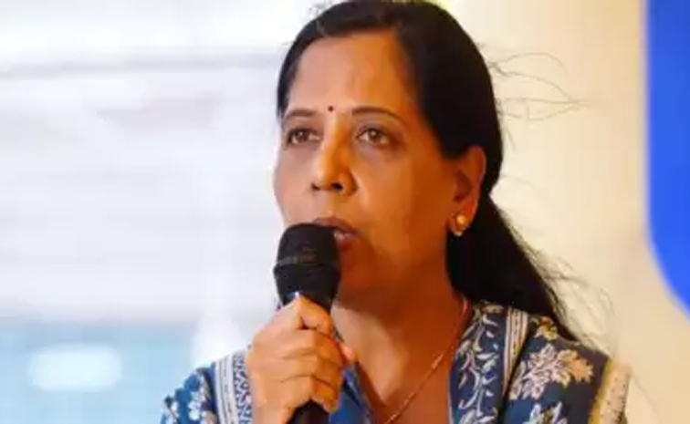 sunitakejriwal_0.jpg