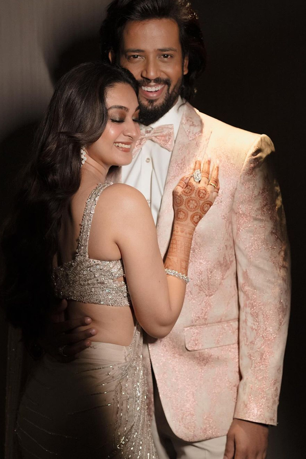 Aishwarya-Arjun-16.jpg 17