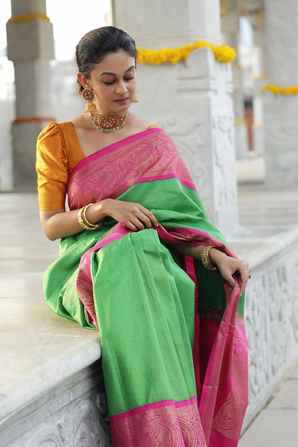 Aishwarya-Arjun-28.jpg 29