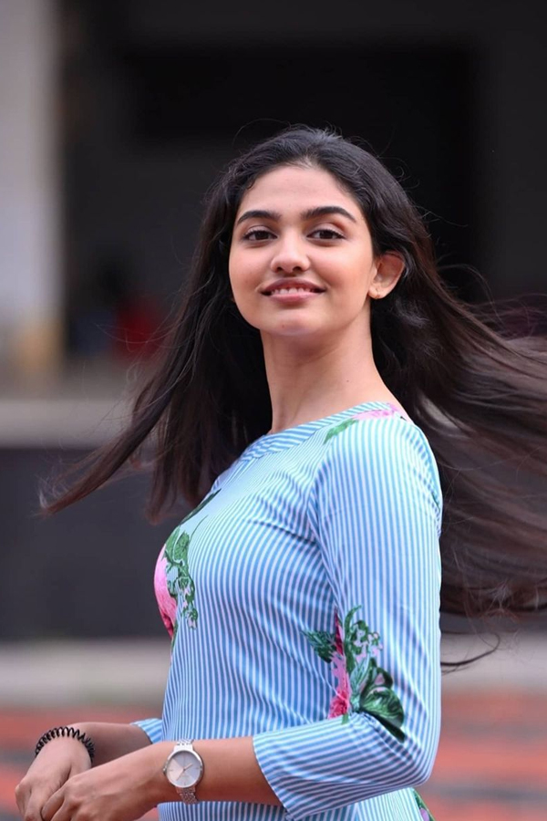 Mamitha-Baiju-17.jpg 18