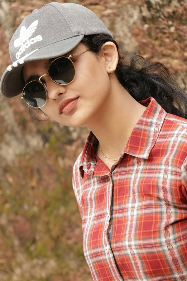 Mamitha-Baiju-25.jpg 26