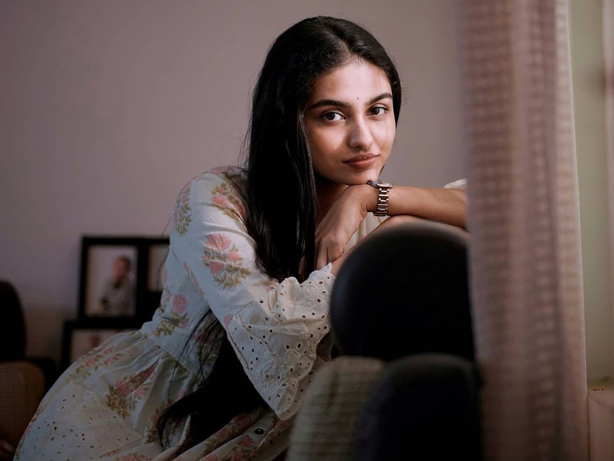 Mamitha-Baiju-26.jpg 27
