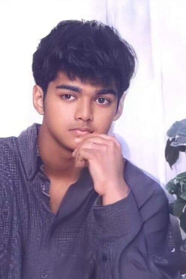 Vijay-14.jpg 15