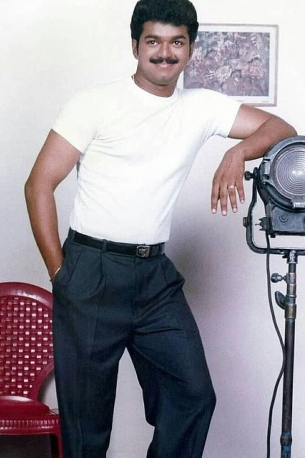 Vijay-19.jpg 21