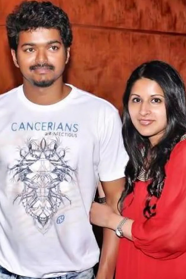 Vijay-30.jpg 31