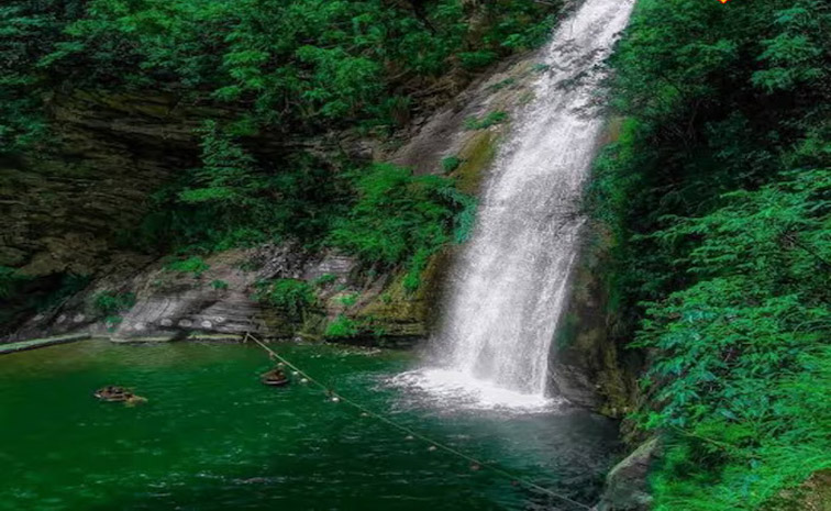 waterfall.jpg