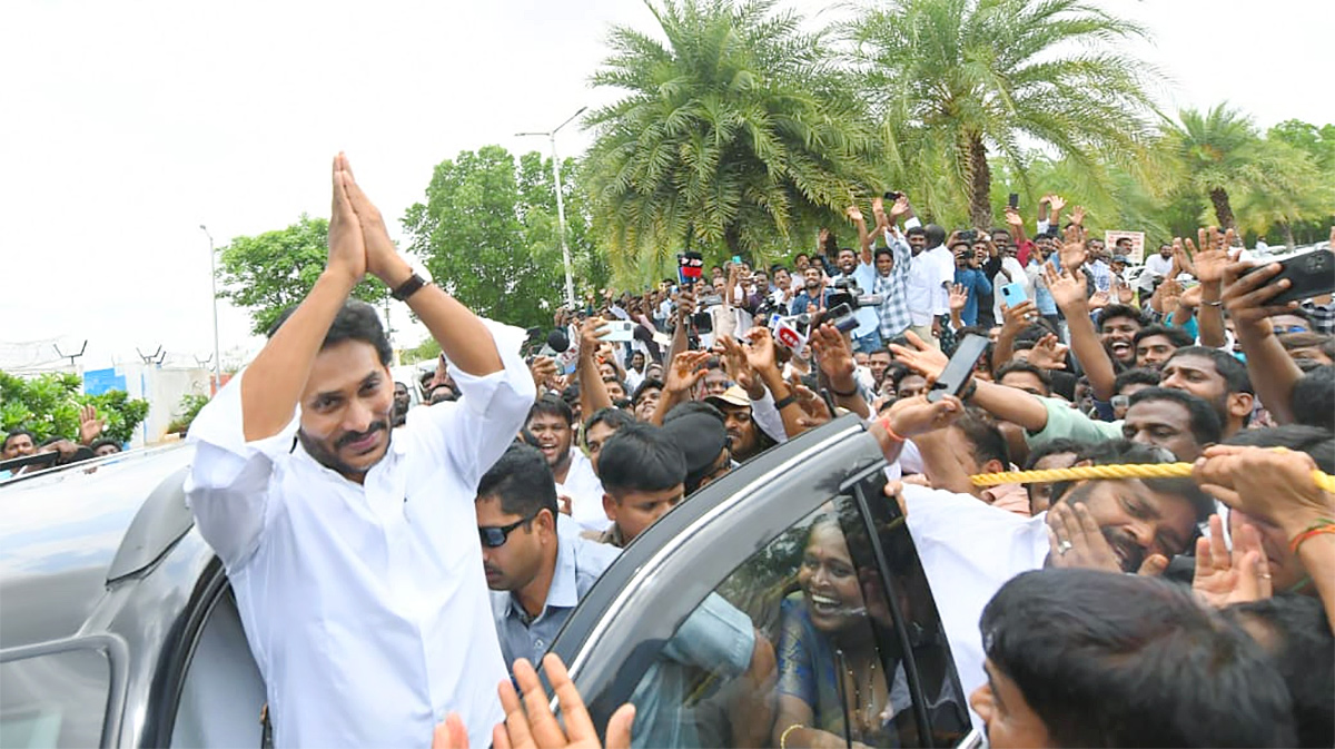 ys_20jagan_20in_20pulivendula_20photos-1.jpg 1