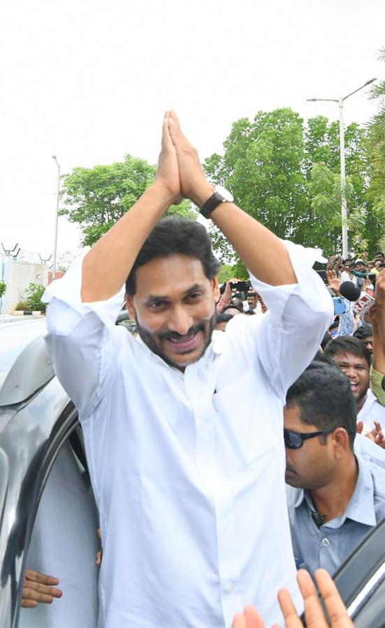 ys_20jagan_20in_20pulivendula_20photos-4.jpg 4
