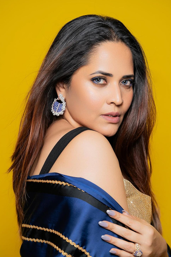 Anasuya-Bharadwaj-1.jpg 2