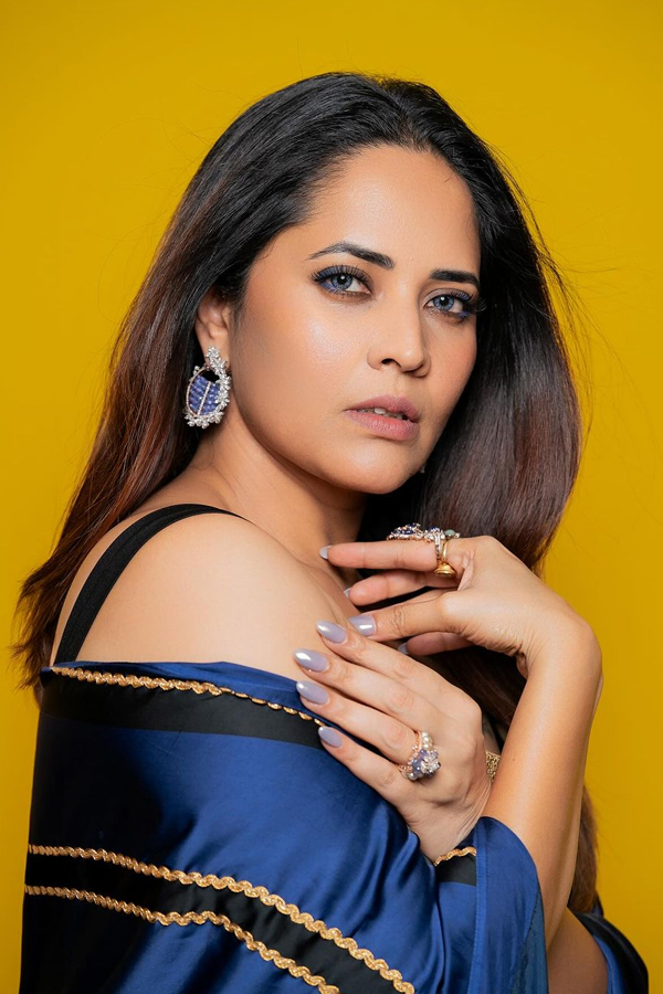 Anasuya-Bharadwaj-10.jpg 11